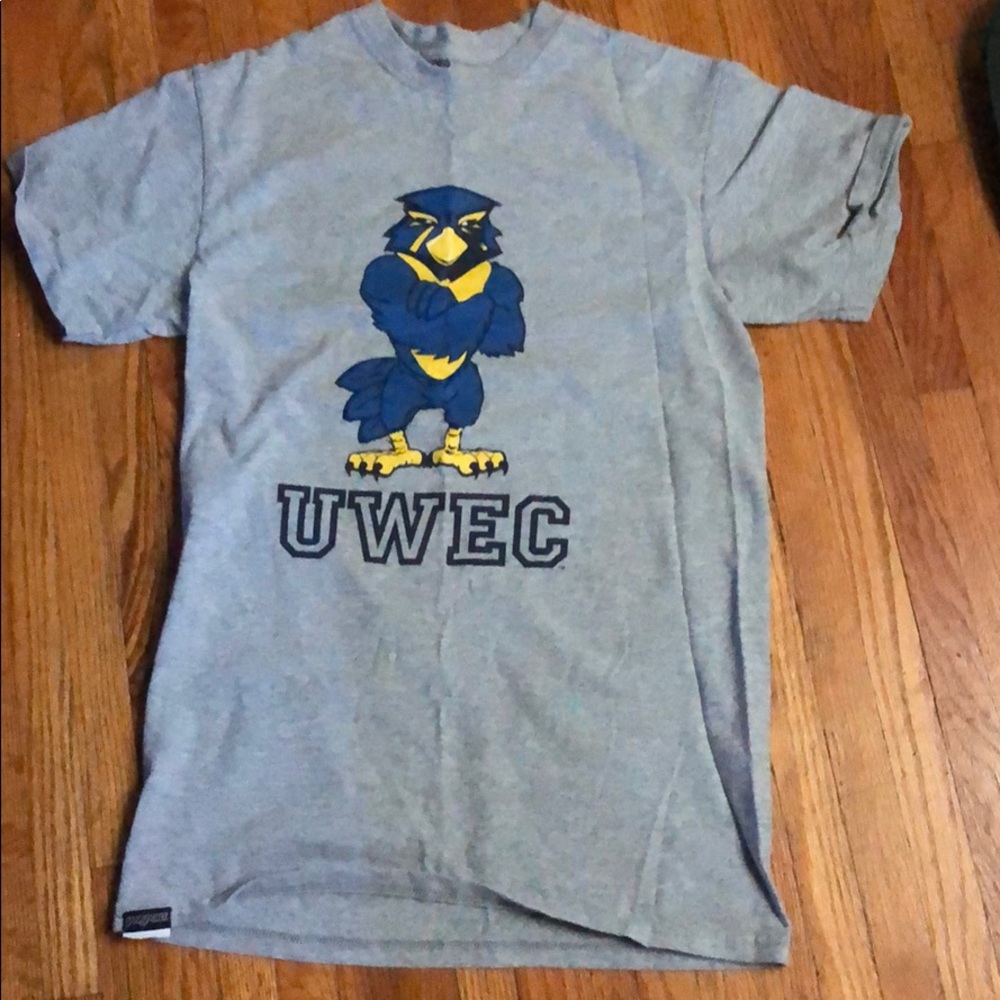 UWEC tee